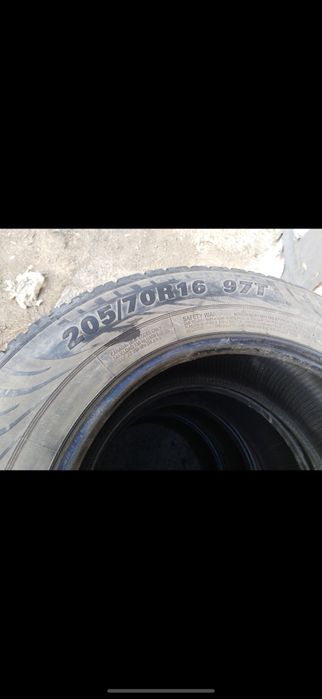 Продам резину в комплекте 6 шт