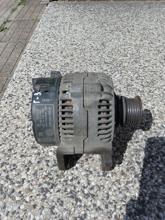 Генератор за Голф3