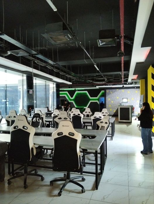 Аренда коммерческого помещения Бухара, Chinar mall 5 этаж 500 квм