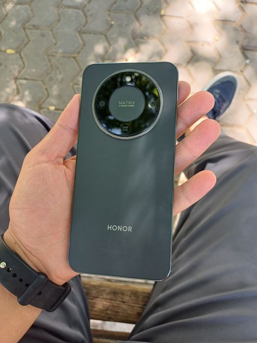 Honor x9d   12/256 gb