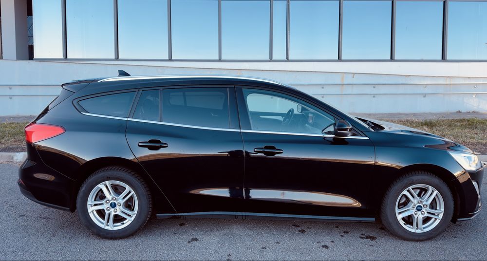 FORD Focus 2019 — imagine 4