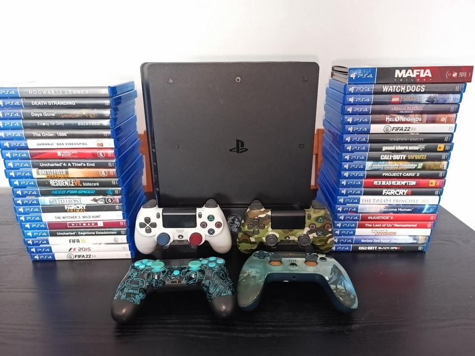 Play Station 4 Slim