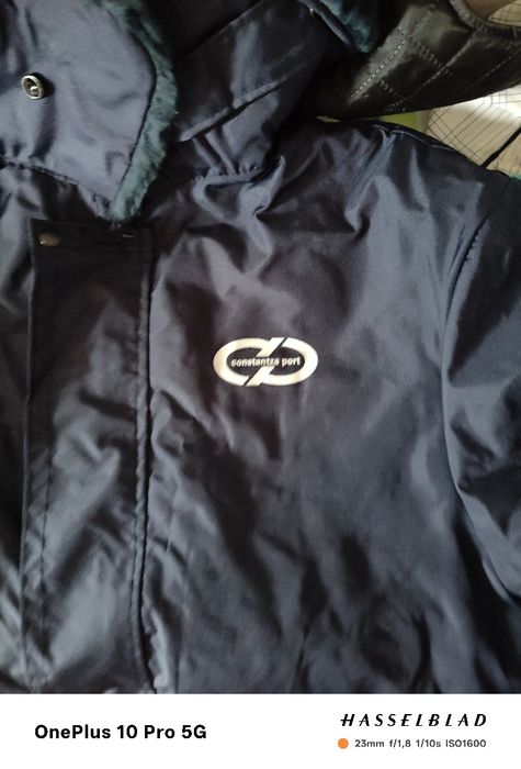 vand suba fas imblanita cu gluga