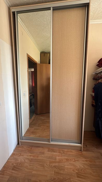 Шкаф для одежды в спальню