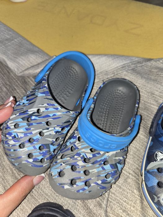 Crocs mas.23.24,adidas 20
