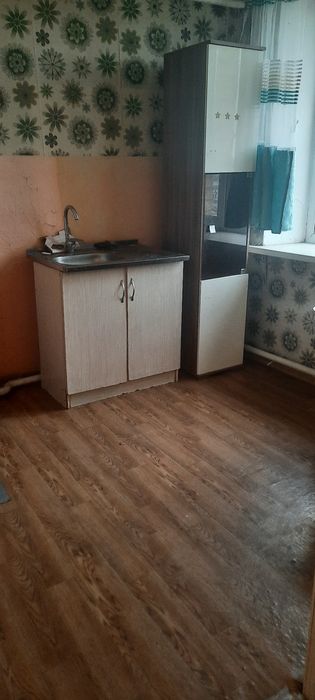 Продаю 1-комн квартиру  в Ботакаре