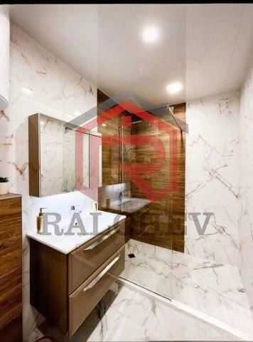 Дава се под наем Двустаен апартамент в к.к. Св.Св. Константин и Елена - 65 кв.м за 663 € - Снимка #7