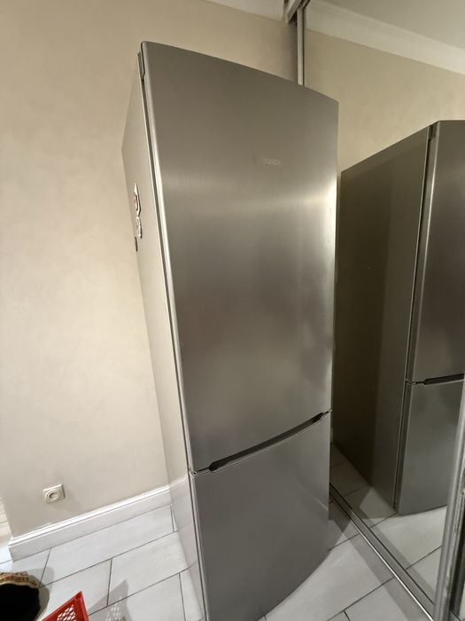 Продам холодильник Bosch