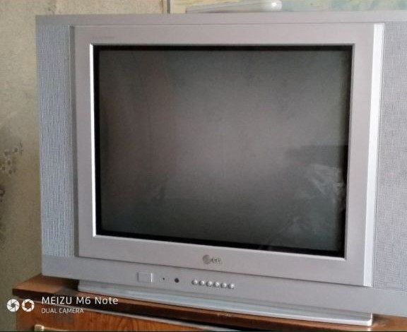 Телевизор LG Б/у