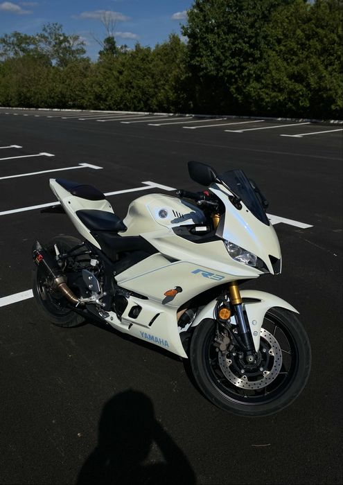 Yamaha YZF-R3 ABS
