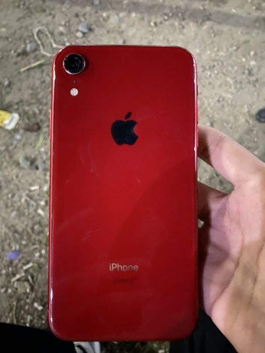 iPhone xr 64/73