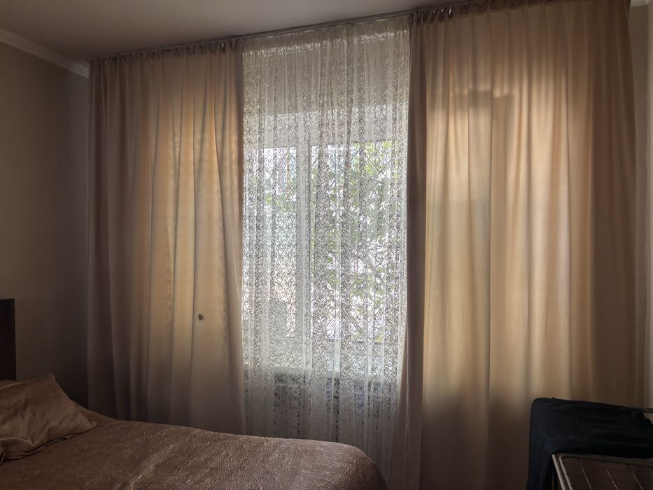 Партьер с тюлем