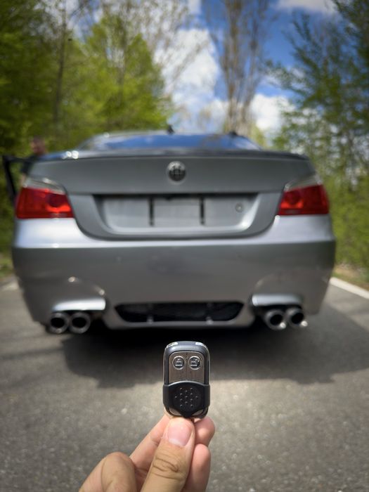 BMW Seria 5 E60 Facelift(LCI) M5-Pack