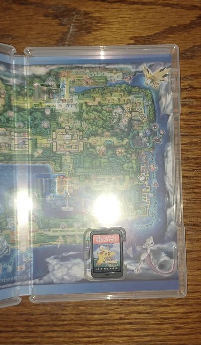 Pokemon let's go pikachu  nintendo switch game