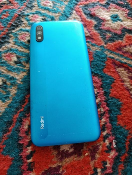 Redmi 9 A sotiladi. Bitta chexol qo'shib beriladi. Srochna