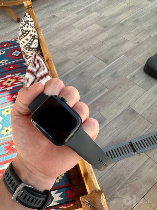 Apple Watch Series 9 45mm Midnight (GPS), б/у 6 месяцев