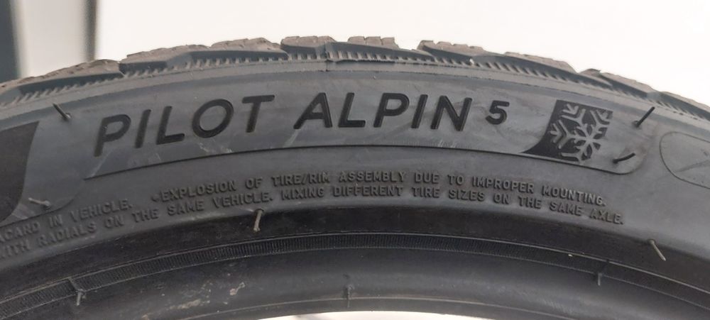 225/40 R19 Michelin iarna