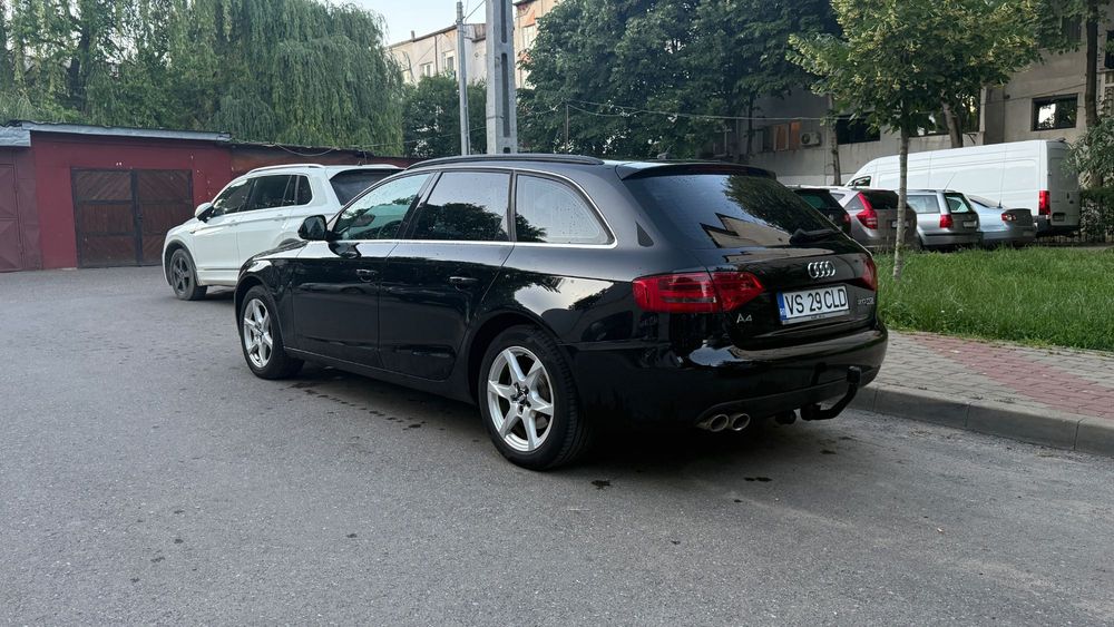 Vând Audi A4 B 8 2.0 tdi
