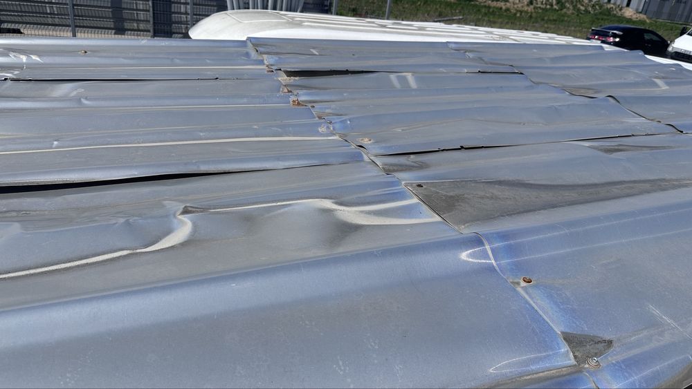 Метален гараж