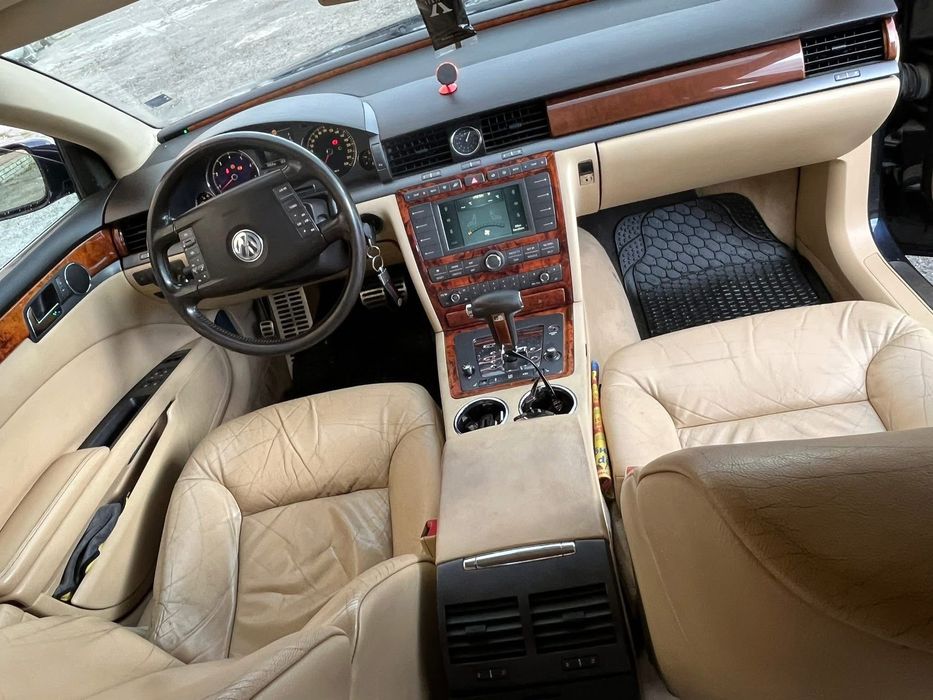 автомобил VW Phaeton