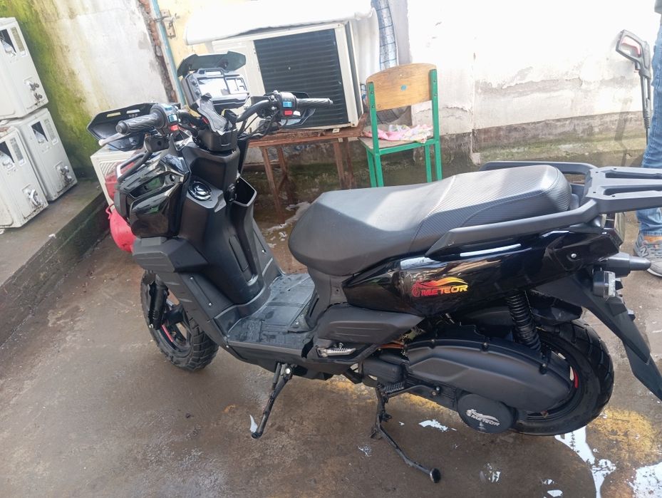 Продам скутер Танк