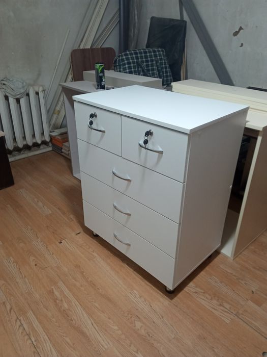 Продам новые камоды