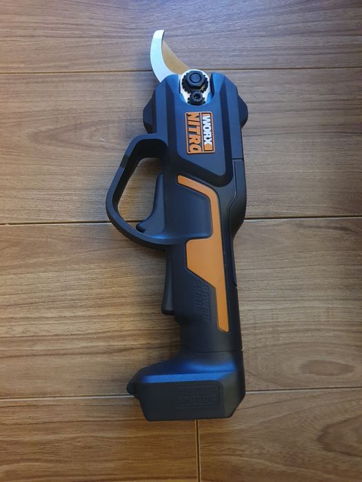 Foarfeca WORX Nitro Profesional