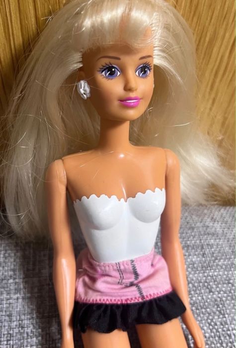 Sindi Hasbro papusa de colectie
