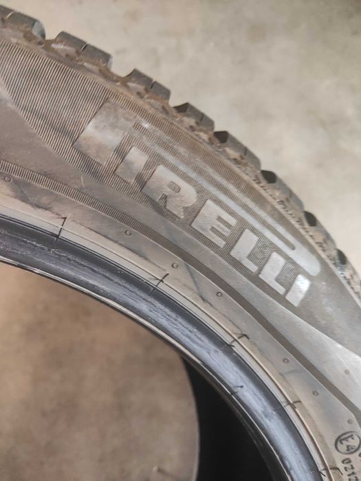 2бр.зимни гуми 225/55/17 Bridgestone