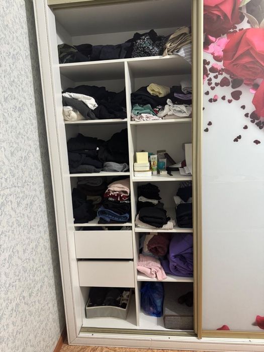 Продам шкаф купе