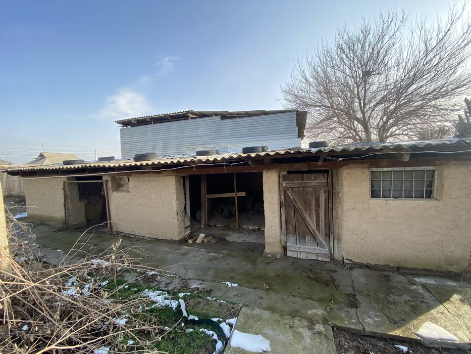 Үй сатылады Мырзакентте.