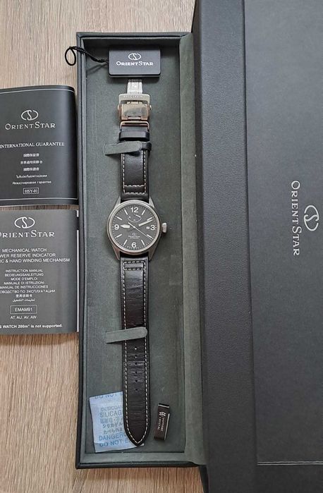 Часовник Orient Star RE-AU0203B