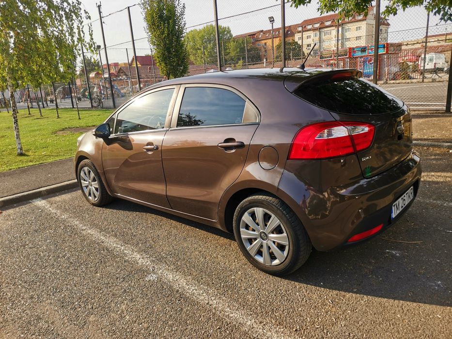 Kia rio 3 1.1 CRDI 2013