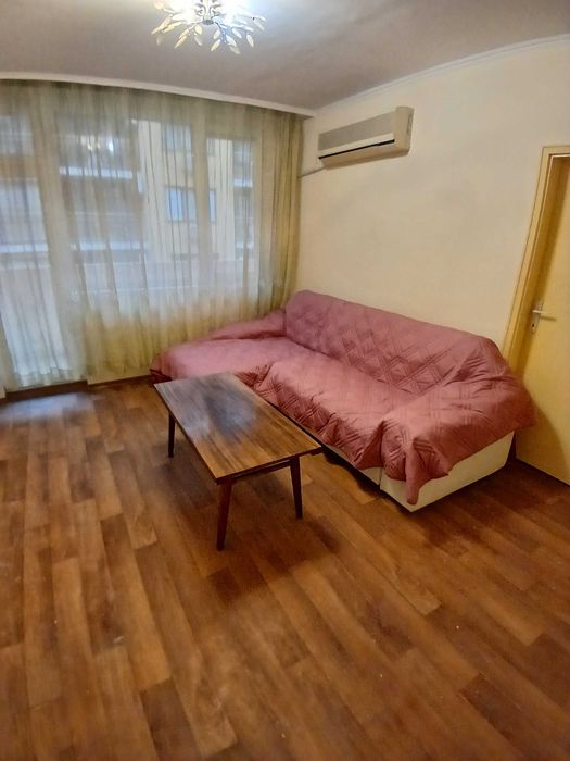 Дава се под наем Четиристаен апартамент в Стара Загора, Център - 90 кв.м за 357 € - Снимка #2