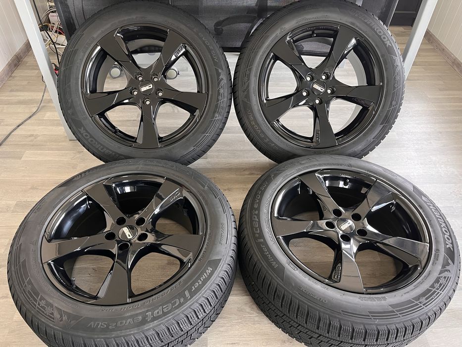 Джанти 18 цола 5х108 за Волво ХЦ90/Volvo XC90 със зимни гуми 235/55/18