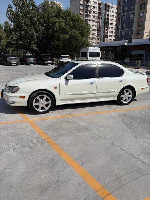 Ниссан Махима А33