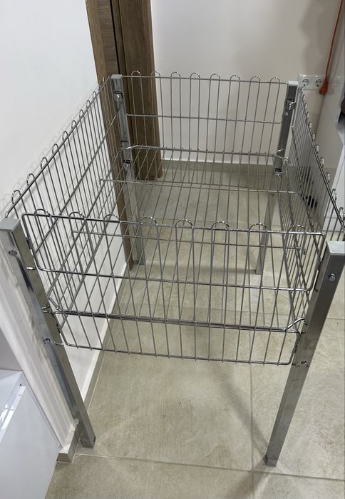 Метален промо кош за магазин