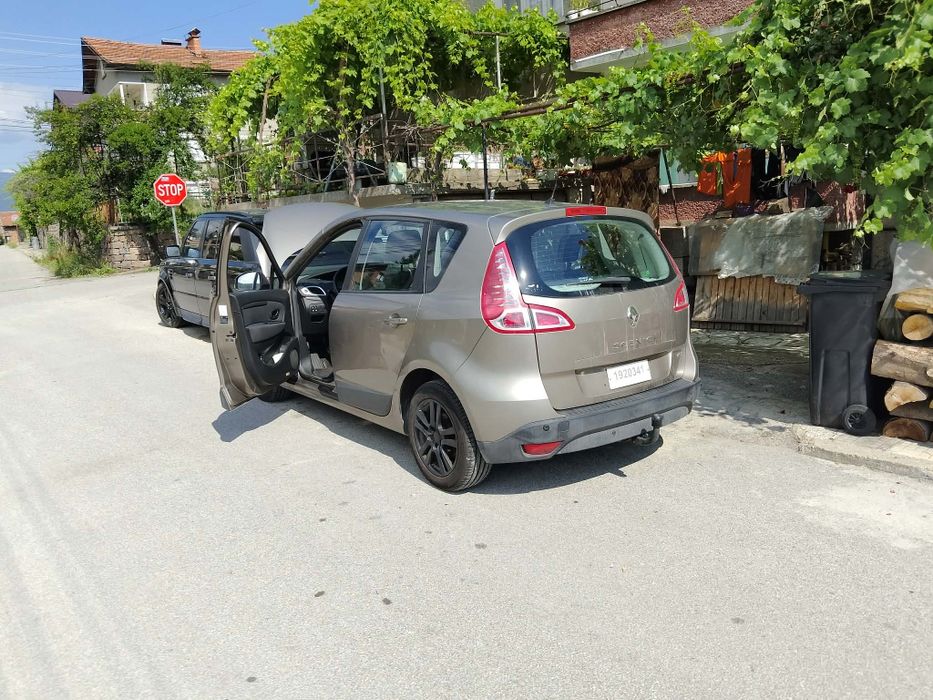 Renault scenic 1.9.