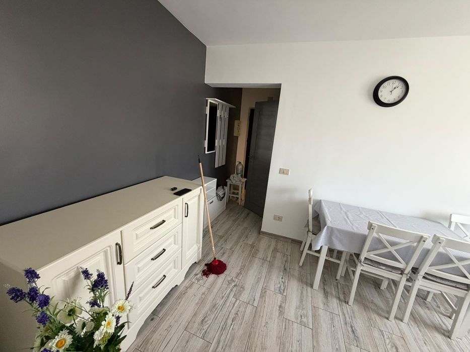 Apartament de lux cu 2 camere de închiriat