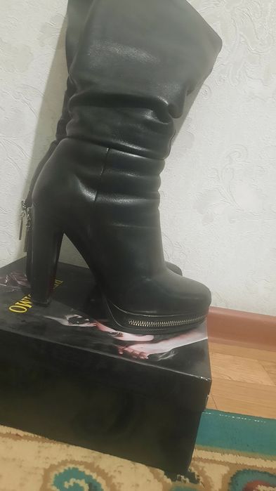 Зимняя женская обувь