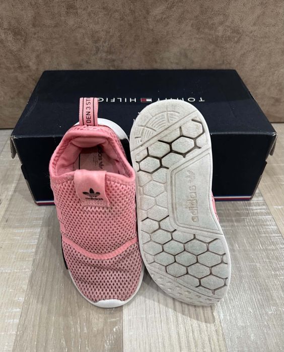 Детски обувки Adidas NMD Kids Pink – оригинални, много удобни