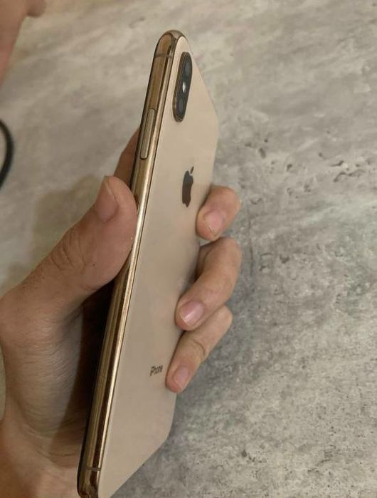 iPhone xs max 64gb ideal holatda gold