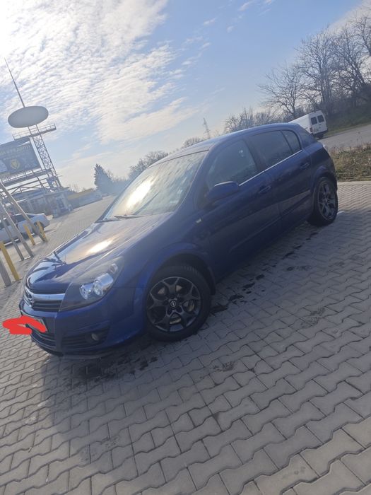Опел астра Х с повреда в двигателя*