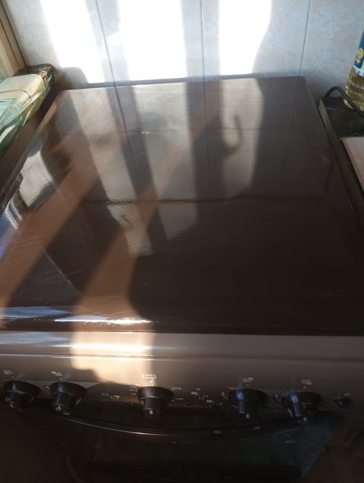 Продается газовая плита Гефест в хорошем состоянии