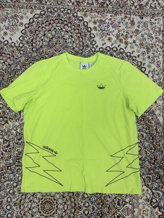 Adidas тройка салатовая