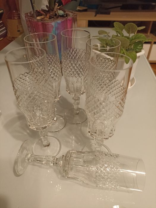 Кристални сервизи