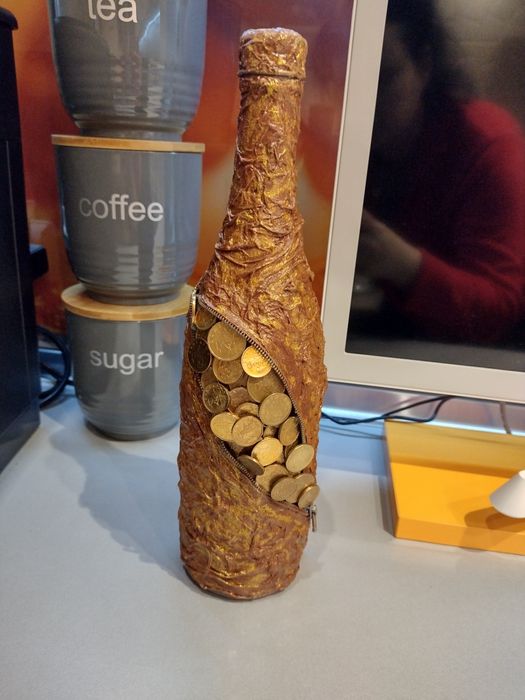 Бутилка за подарък