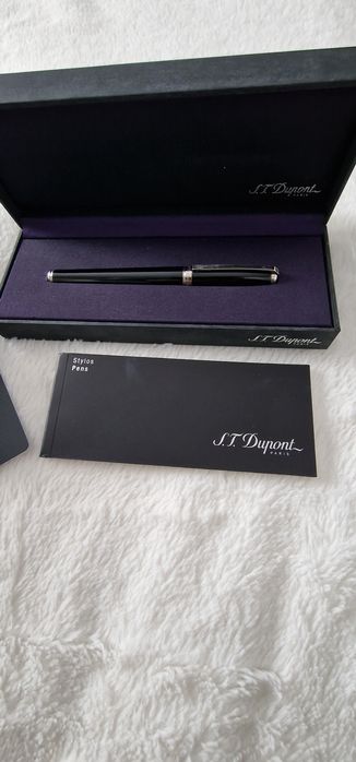 Stilou S. T . Dupont Paris