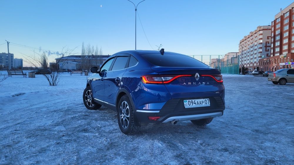 Продам кроссовер 2022