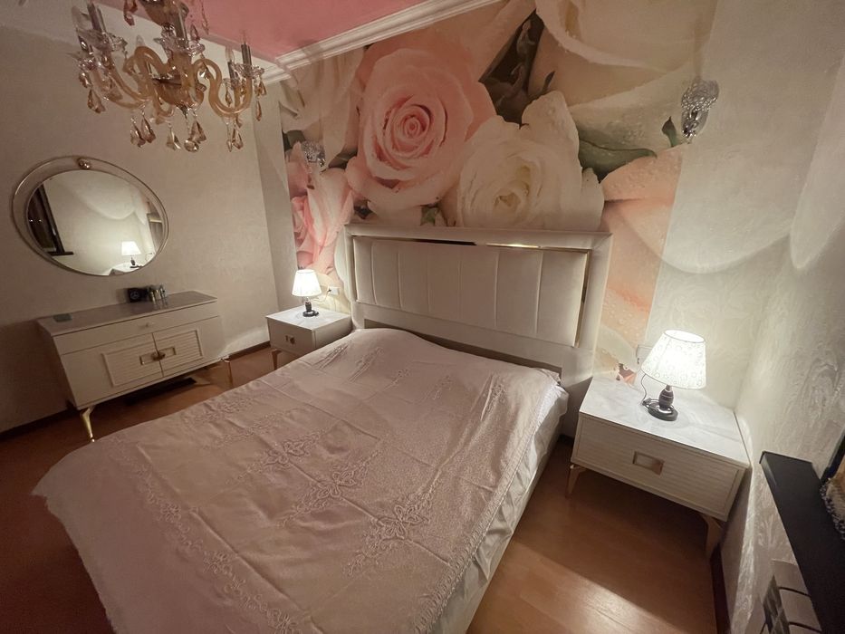 Светильник отдам почти  даром